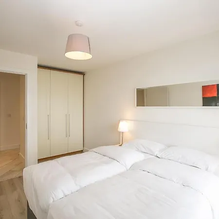 Apartment Parnell Corner Dublin