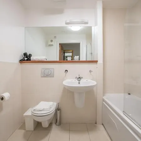 Apartment Parnell Corner