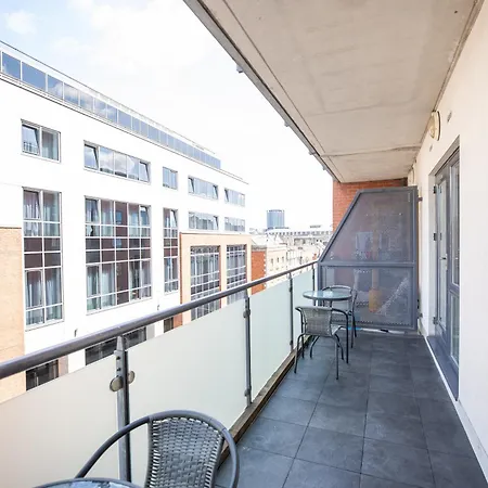 Apartment Parnell Corner *