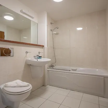 Parnell Corner Apartman *